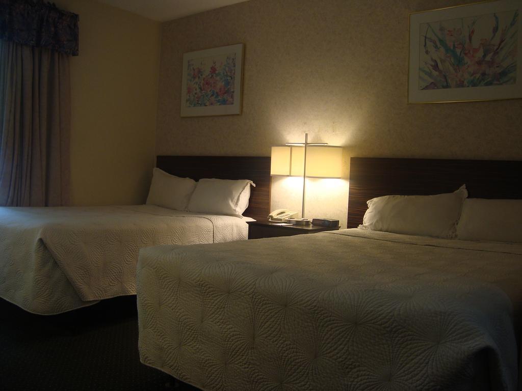 Travelodge By Wyndham Bracebridge Exterior foto